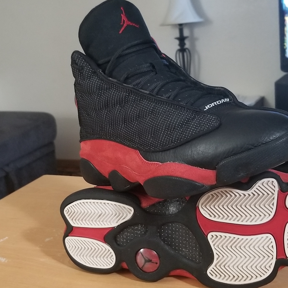 Jordan retro13s  " BREADS "